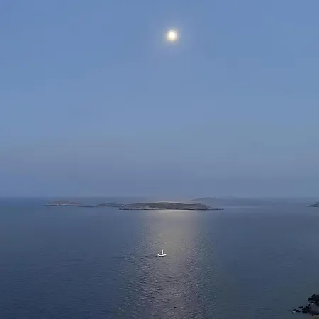 Villa Vignetta Mare 2br με θέα & και ιδιωτικό πάρκινγκ *